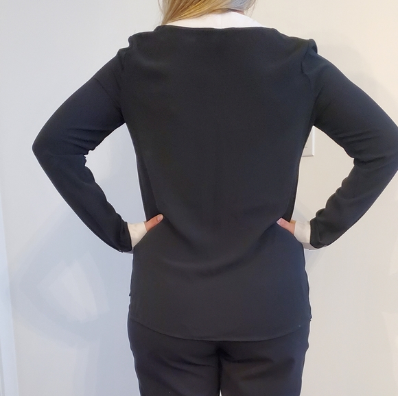 Black 1. State blouse with off-white trim - Picture 8 of 13